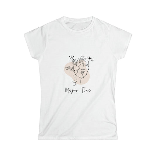 Women's T-shirt inspired desing